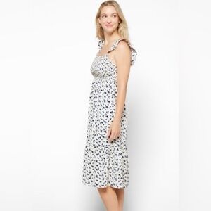 Boutique Smocked Square-Neck Floral Tiered Midi Dress in Cream Blue Floral M